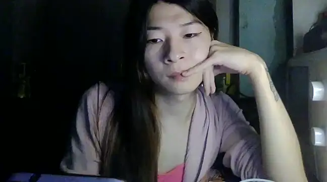 CarlyJoy online show from 02.05.25