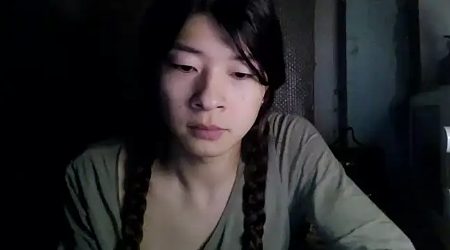 CarlyJoy online show from 02.27.25