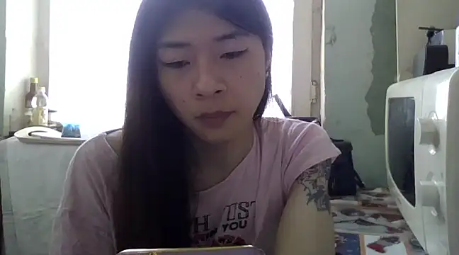 CarlyJoy online show from 03.14.25