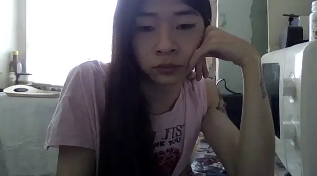 CarlyJoy online show from 03.15.25