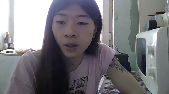 CarlyJoy online show from 03.20.25