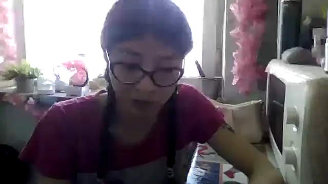 CarlyJoy online show from 10.16.25