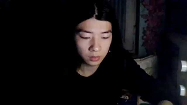 CarlyJoy online show from 12.15.25