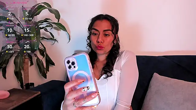 im amber online show from 11.05.25