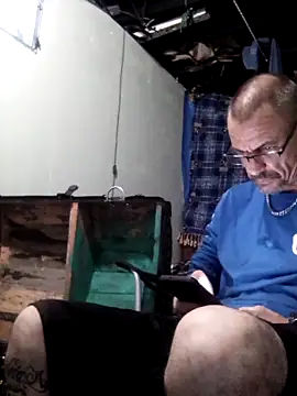 deepstroker42071 online show from 10.05.25