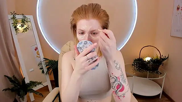 Mira  Blush online show from 12.03.24
