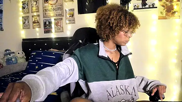 Cristal Jonasxh online show from 10.23.25