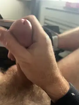 Snapshot of BIGDICK3202 chatting on 12.13.24 BIGDICK3202 online show from 12.13.24