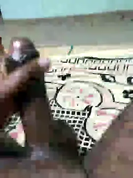 Snapshot of SILENT_FUCKER_01 chatting on 12.27.24 SILENT FUCKER 01 online show from 12.27.24