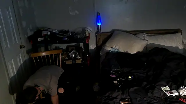 Bi curious86 online show from 11.08.25