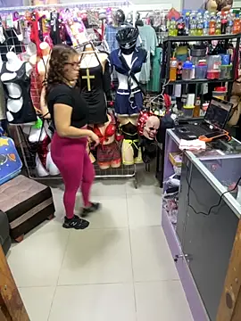 ROSALIALUCY online show from 10.08.25