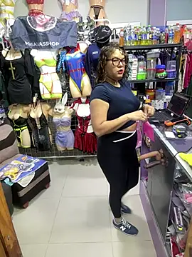 ROSALIALUCY online show from 06.19.26