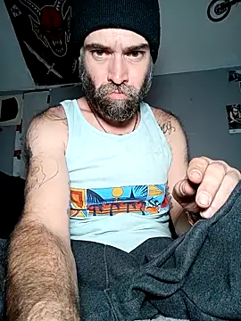 Snapshot of xxxrippa chatting on 10.21.25 xxxrippa online show from 10.21.25