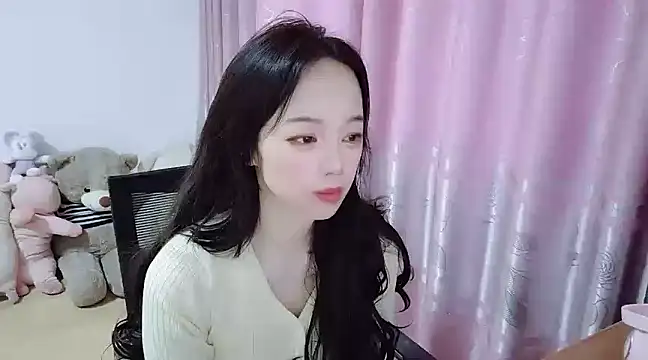 wwcc123 online show from 02.04.25