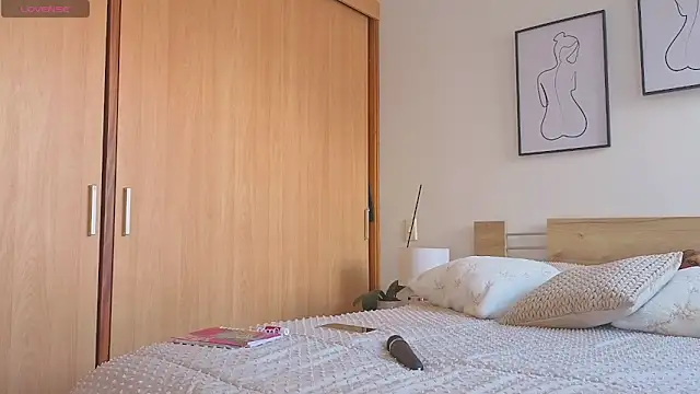 sweet sophia90s online show from 12.17.25