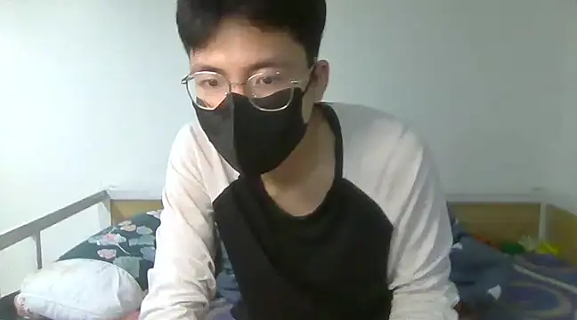 Gwencloudy online show from 01.15.25