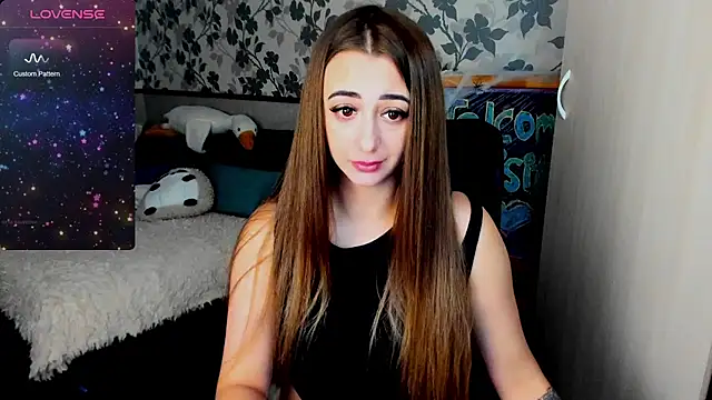 Snapshot of weakness4u chatting on 12.23.24 weakness4u online show from 12.23.24