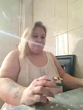 Snapshot of AriannaMilf chatting on 01.15.25 AriannaMilf online show from 01.15.25
