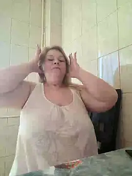Snapshot of AriannaMilf chatting on 01.18.25 AriannaMilf online show from 01.18.25