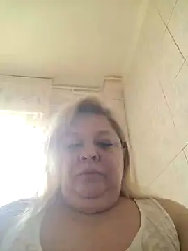 Snapshot of AriannaMilf chatting on 03.03.25 AriannaMilf online show from 03.03.25