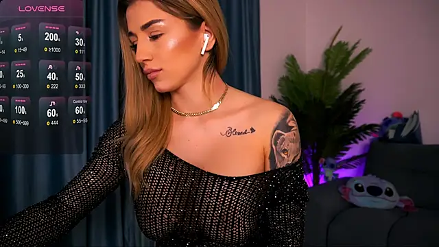 AishaCarter online show from 02.02.25