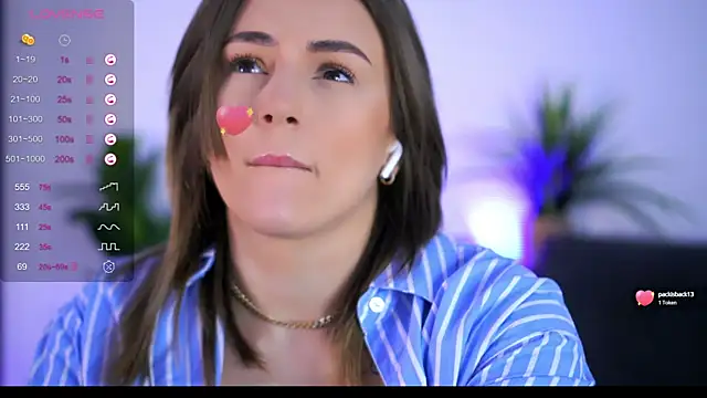 AishaCarter online show from 09.18.25