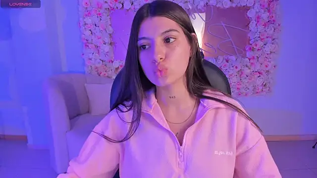 AlessiaCorleone  online show from 12.22.24