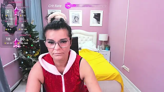 Snapshot of AerysMitch chatting on 12.31.24 AerysMitch online show from 12.31.24