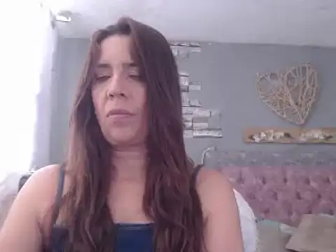 Victoria meester online show from 12.14.24