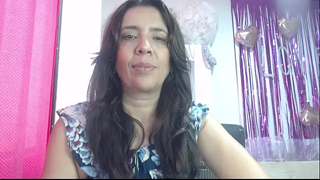 Victoria meester online show from 02.23.25
