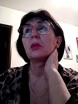 AlbinaXPretty online show from 12.07.24