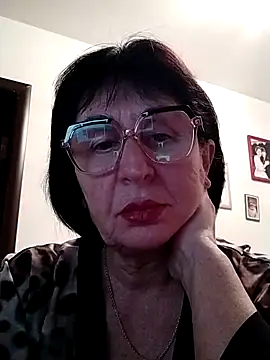 AlbinaXPretty online show from 12.07.24