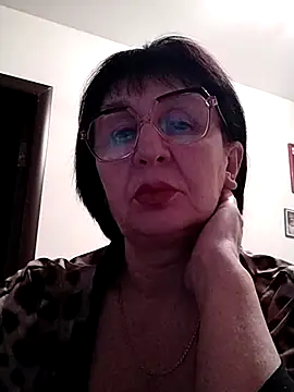 AlbinaXPretty online show from 02.21.25