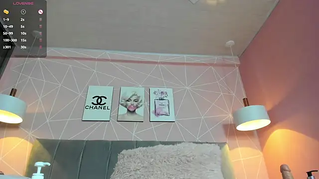 dolly zoe online show from 12.23.24