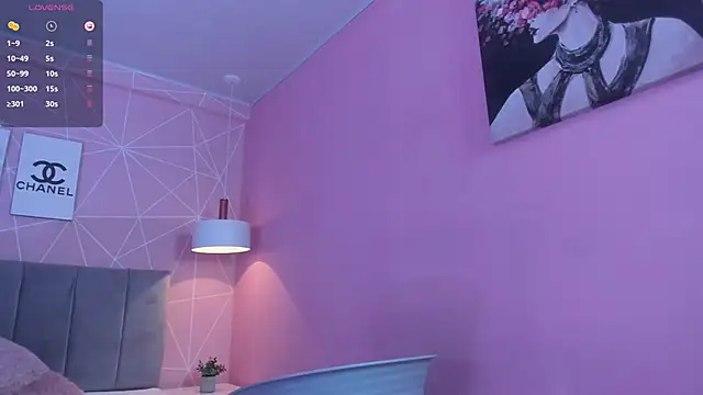 dolly zoe online show from 01.04.25