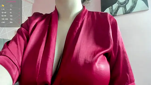 dolly zoe online show from 01.06.25