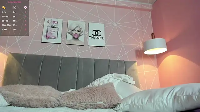 dolly zoe online show from 01.20.25