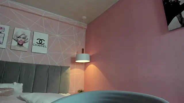 dolly zoe online show from 01.22.25