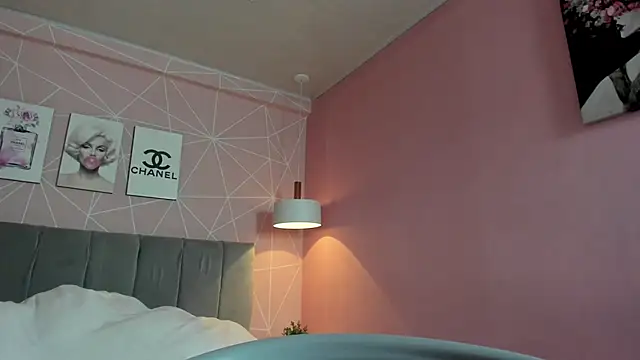 dolly zoe online show from 01.29.25