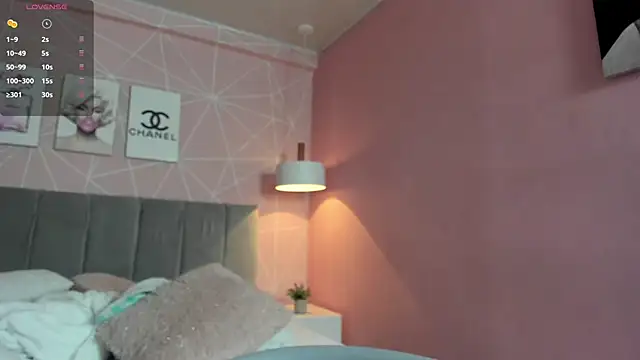 dolly zoe online show from 01.30.25