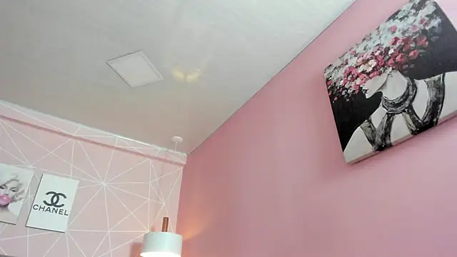 dolly zoe online show from 09.20.25