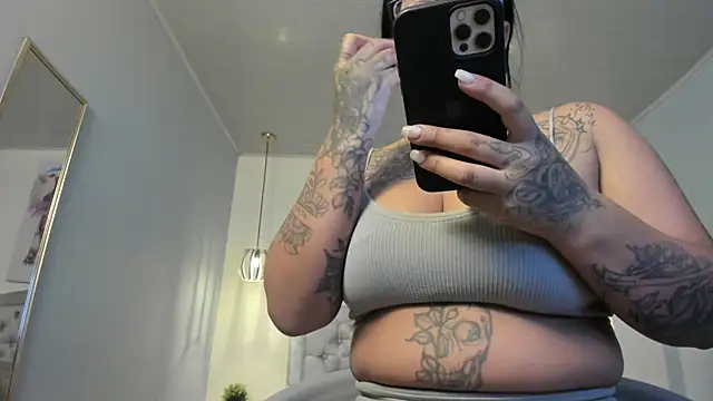 ayshel   online show from 09.16.25