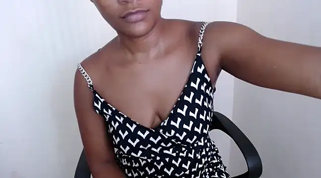 savage laura online show from 02.20.25