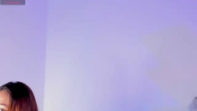 Snapshot of valerycolins chatting on 10.05.25 valerycolins online show from 10.05.25