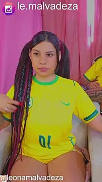 leonasafira online show from 06.29.26
