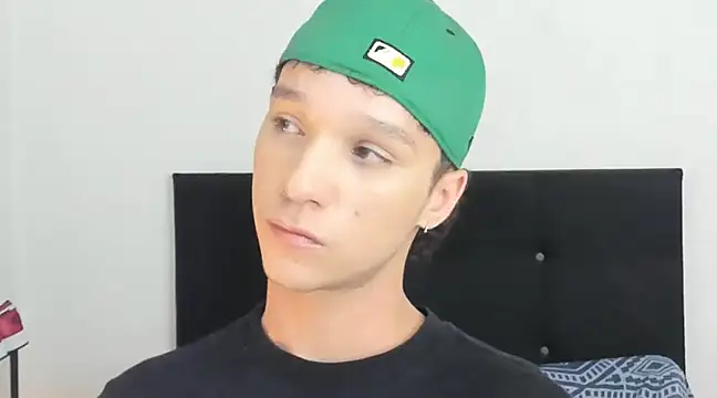 Snapshot of angelcortes chatting on 01.13.25 angelcortes online show from 01.13.25