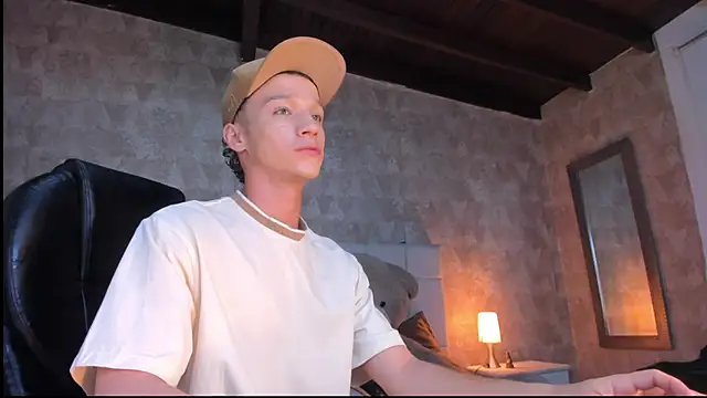 angelcortes online show from 11.25.25