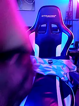 Snapshot of Funwithbrad1 chatting on 12.11.24 Funwithbrad1 online show from 12.11.24