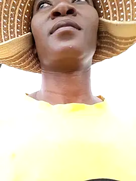 NikkiDickSavage online show from 02.20.26