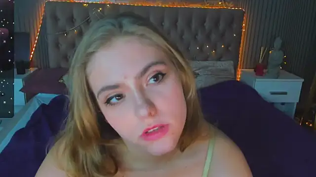 DellaRowe online show from 12.20.24